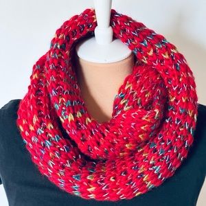 Knitted multicolored infinity scarf
